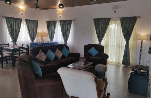 Madapura Villa | Elegant Holiday Homes
