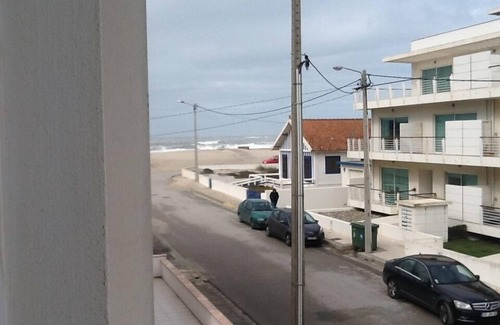 Costa Nova do Prado Haus | Elegantes Haus Schritte zum Strand, Geschäfte, Restaurants und historische Stätten