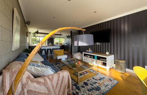 Northcote Haus | Elegant House Where you Call it Home in Northcote