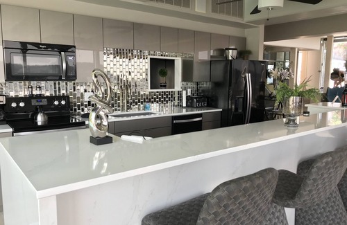 Lake Ozark Haus | Elegantes Lakeside Executive Estate Haus für 20 Personen, Pool-Tennis