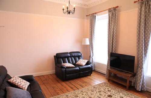 Terenure Wohnung | Elegantes Apartment auf 2 Ebenen. im viktorianischen Eigentum