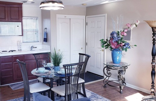 Turlock Wohnung | Elegant Studio Apt. House Near Emanuel Hospital