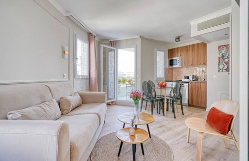 Faubourg de l'Arche Wohnung | Elegant Suite Inn Paris-Apartment-Balkon-Eigenes Badezimmer