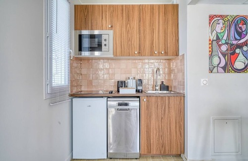 Faubourg de l'Arche Wohnung | Elegant Suite Inn Paris-Apartment-Balkon-Eigenes Badezimmer
