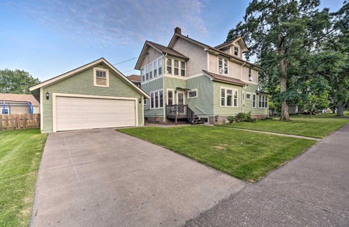 Superior Haus | Elegant Superior Getaway Less Than 2 Mi to Downtown!