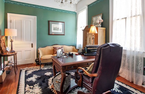 Carrollton Haus | Elegantes viktorianisches W / Pool vor St. Charles Ave. in der Nähe von Universitäten! 17STR-07973