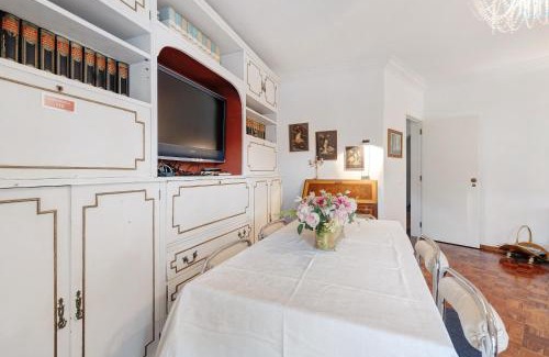 Cascais Haus | Elegant Vintage House with barbecue