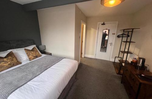 Holmfirth Bed & Breakfast | Elephant and Castle Boutique Bed & Breakfast