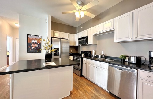 Mechanicsville Eigentumswohnung | ⌂ Elevated 2bed 1.5 Bath in a Historic 1913 Building ⌂