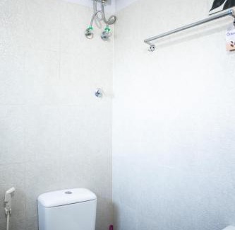 Guruvayur Wohnung | Elite Dharshan H5 - AC 2 BHK Apartment near Guruvayur Temple