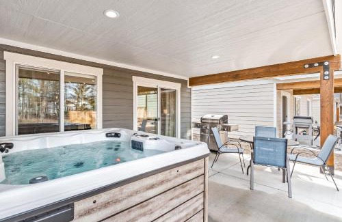 Ponderay Haus | Elk Grove Getaway