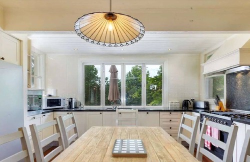 Leura Haus | Ellengowan In Leura on 2 acres