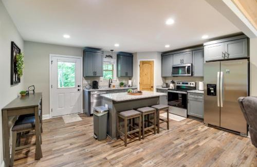 Ellijay Haus | Ellijay Retreat with Access to Community Pools!