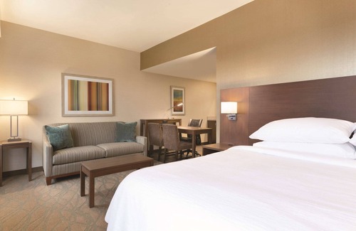 North Canton Hotel | Embassy Suites by Hilton Akron Canton Airport