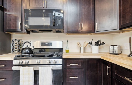 Ridgeway Haus | Emerald in Berkeley Springs, WV