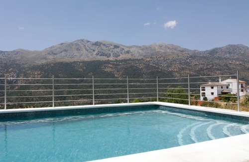 Jimera de Libar Haus | Smaragdpool, private Terrasse, herrliche Aussicht. Haus Recentar.