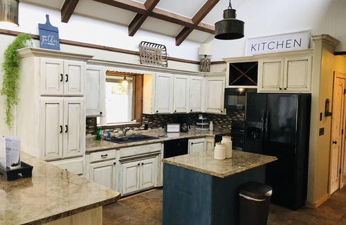 Paradise Hill Haus | Emilia’s place on Paradise Hill, Tenkiller Lake