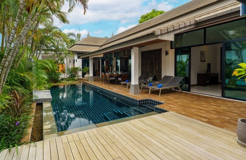 Rawai Villa | Emotion1 - Gemütliche 3 Schlafzimmer Pool Villa