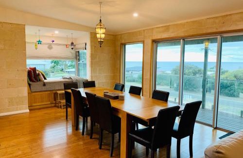 Emu Bay Haus | Emu Bay Bliss 'sweeping ocean views'