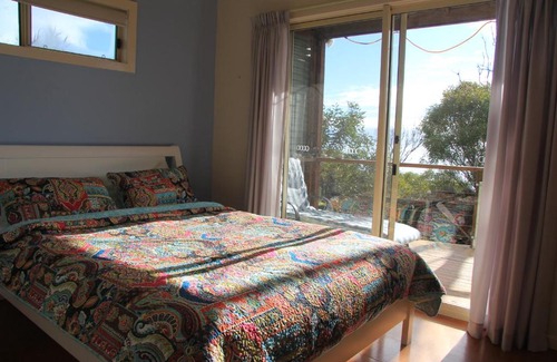 Emu Bay Haus | Emu Bay Stay