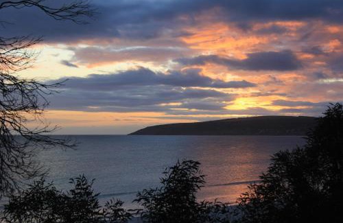 Emu Bay Haus | Emu Bay Stay
