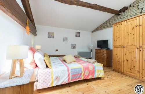 Calmont Haus | En Pascot - gîte 190 m2 - 3 chambres - 6 pers - 3 épis et 3 étoiles - à 10 mn de Villefranche et Nailloux