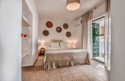 Canillas de Aceituno Bed & Breakfast | Encanto Guesthouse