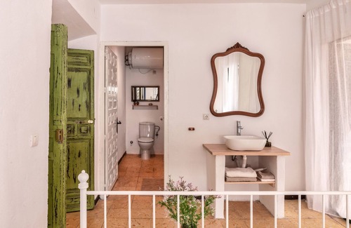 Canillas de Aceituno Bed & Breakfast | Encanto Guesthouse