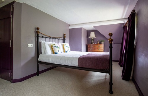 Duntisbourne Abbots Wohnung | Enchanting Retreat at Gardener's Cottage: A Romantic Country Hideaway