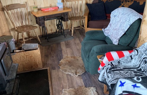 Star Kabine | Enchanting Roundhouse near east Glacier