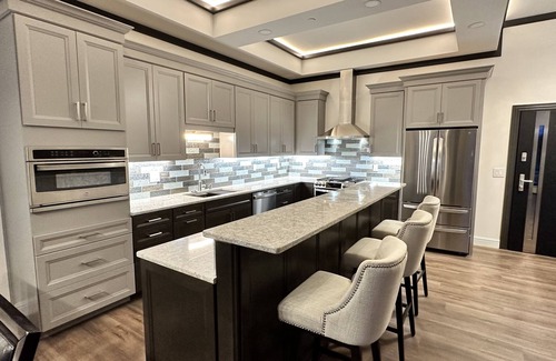 Ashland Eigentumswohnung | Encore Suite 1 @ The Skytower Penthouse
