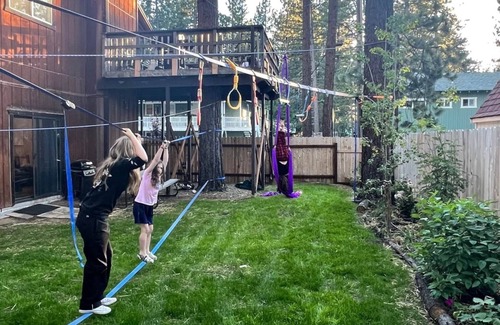 Al Tahoe Haus | Enjoy a Cottage near the lake 2bdr H w/ hottub, Tahoe 2Bdr Postmasters Cottage