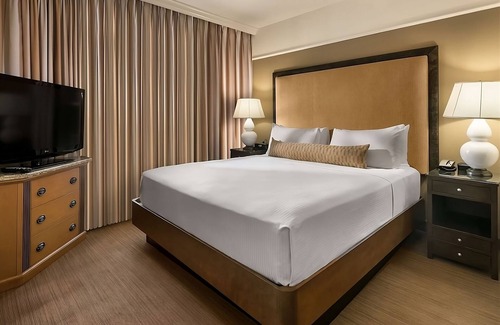 Gainey Village Villas Resort | Enjoy a Hassle-Free Stay! w/ Pool, Short Drive to OdySea Aquarium, Pet-Friendly!