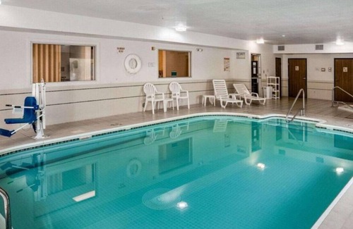 Coon Rapids Haus | Enjoy a Restful Stay with Family! Free Breakfast