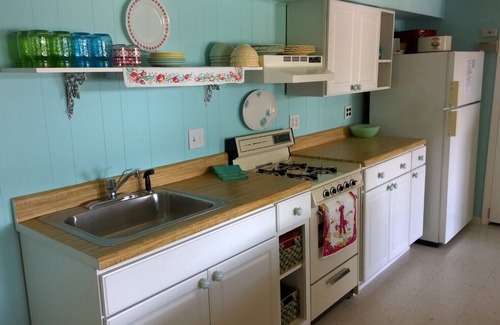 Mayfield Hütte | Perfekte Lage für Ihren Wochenendausflug !!! Schauen Sie sich unser süßes Häuschen an.