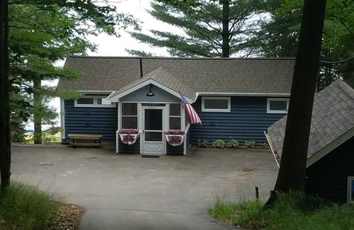 Mayfield Hütte | Perfekte Lage für Ihren Wochenendausflug !!! Schauen Sie sich unser süßes Häuschen an.