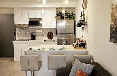 Rohrmoser Wohnung | Enjoy Sunsets at Fully Equipped 2BR Condo