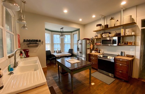 Deersville Haus | Genießen Sie den Tappan Lake im viktorianischen Haus aus dem Jahr 1860 im malerischen Deersville