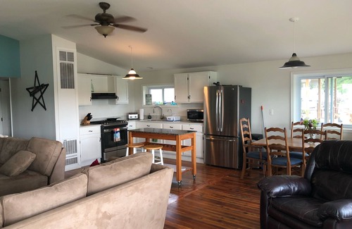 Unadilla Township Haus | Genießen Sie das Seeleben, den schönen Strand und das Schwimmen