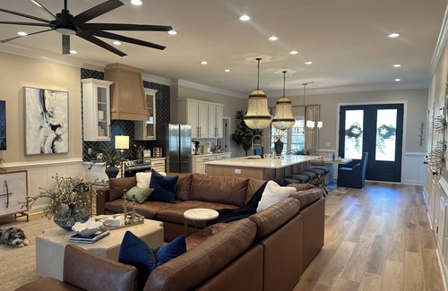 Socastee Haus | ENJOY THE SERENE LIFE OF THE NEWLY REMODELED WATERWAY HOUSE w Brand New Pool