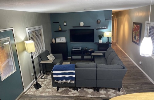 Tucson Estates Haus | Enjoy the simple comforts of 55-plus living in the sunny Southwest!