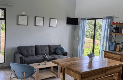 Roble Haus | Enjoy views and serenity in the coffee-filled mountains of Poas, Costa Rica.