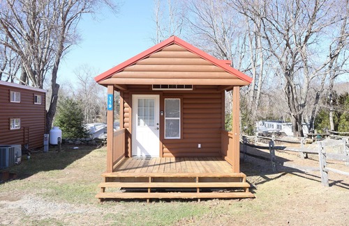 Preston Haus | Enjoyable RV with AC in charming Preston with fun and activities for all ages