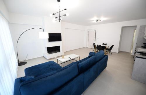 Patras Wohnung | Ennea Suites-Frost suite