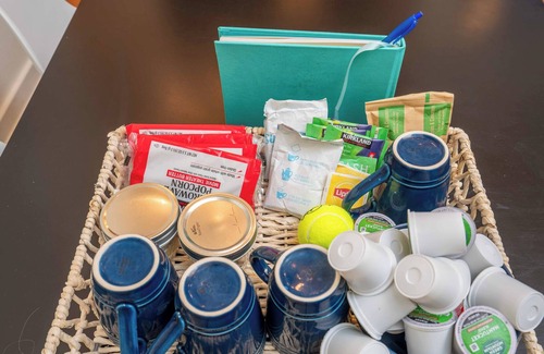 Enterprise Wohnung | Enterprise 2 BD - Cozy in Central Enterprise