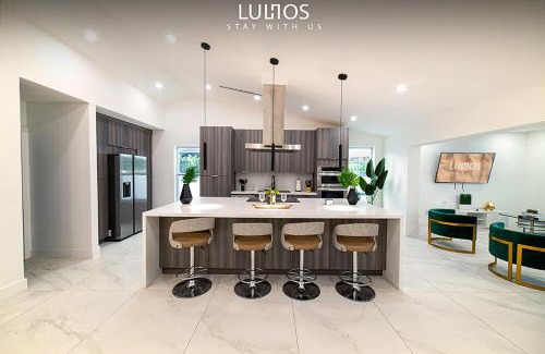 Ludlam Haus | Entertainment Elegance - Miami Villa L33