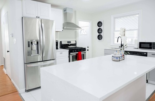 Milford Mill Haus | ENTIRE HOME IN RANDALLSTOWN, MAYLAND, UNITED STATES