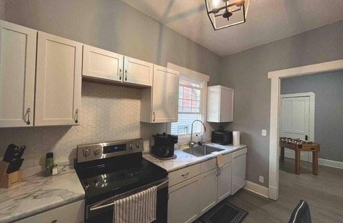 Windsor Park Haus | Entire House In Downtown Indy!