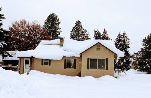 Twisp Haus | Entire House in Twisp