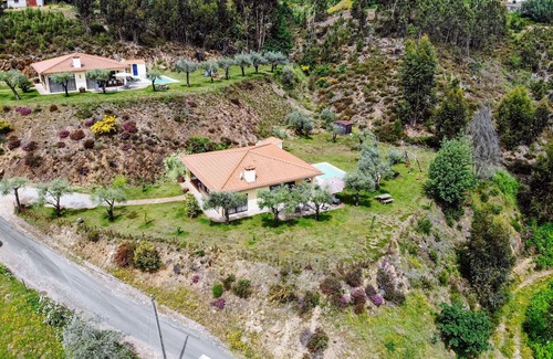 Molares Haus | Gesamtes Haus für 5 Personen, privater Pool, Haustiere akzeptiert. Voll ausgestattet.